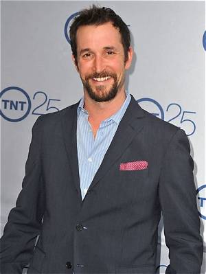 All About Noah Wyle | Net Worth, Relationship, Career