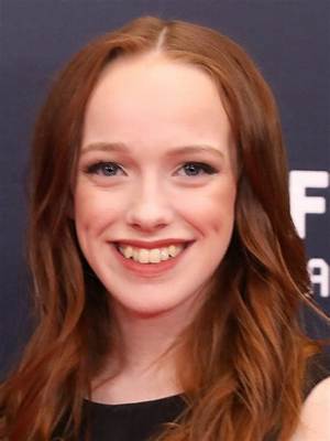 Amybeth Mcnulty Biography, Age, Height, Husband, Net Worth, Family