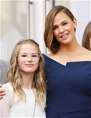 Jennifer Garner's Daughter Commits to Elite College
